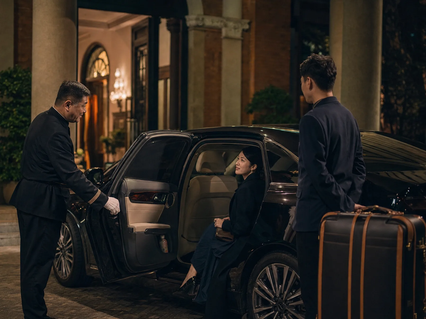 Первый визуальный контекст: Отель в Шанхае для VIP-гостей: как собрать короткий список